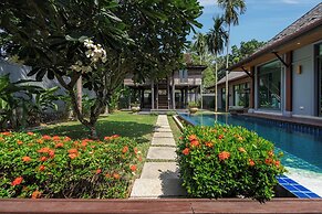 Saiyuan Estate by TropicLook