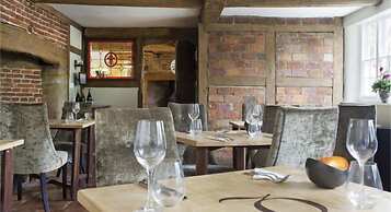 The Queen's Inn