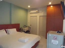 Grandma Kaew House
