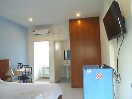 Grandma Kaew House