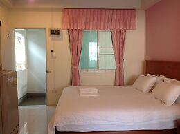 Grandma Kaew House