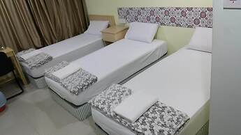 First and New Star Hotel