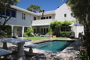 Hermanus Lodge on the Green