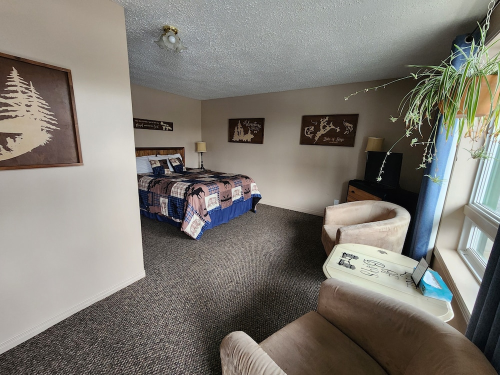 Dwight Village Motel
