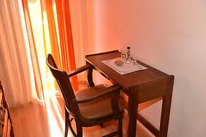 40 Platania Hotel