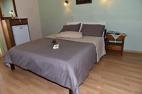 40 Platania Hotel