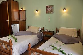40 Platania Hotel