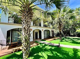 Hotel Cantarana