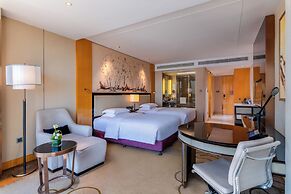 Hilton Wuhan Riverside