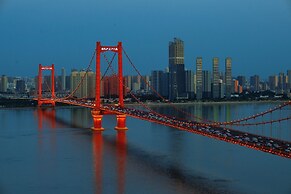 Hilton Wuhan Riverside