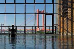 Hilton Wuhan Riverside