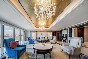 Hilton Wuhan Riverside