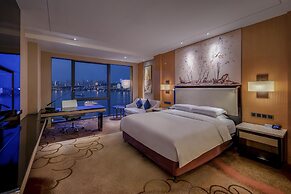Hilton Wuhan Riverside