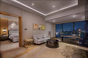 Hilton Wuhan Riverside