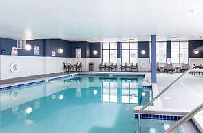 Hampton Inn & Suites La Crosse Downtown