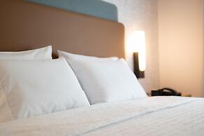 Hampton Inn & Suites La Crosse Downtown