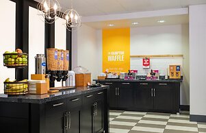 Hampton Inn & Suites La Crosse Downtown