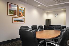 Hampton Inn & Suites La Crosse Downtown