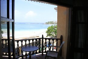 Neptune Bay Hotel
