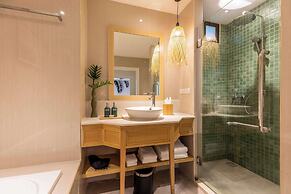 OUTRIGGER Surin Beach Resort