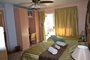 N4 Guest Lodge