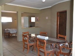 N4 Guest Lodge