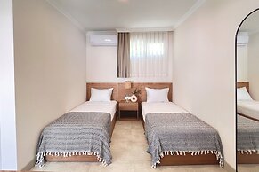 Lavinya Otel