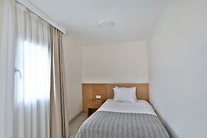 Lavinya Otel