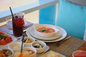 Lavinya Otel