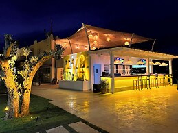 Lavinya Otel