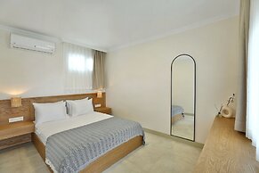 Lavinya Otel