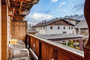 Hotel Alpenstolz