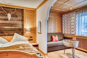 Hotel Alpenstolz