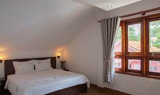 Melody Hotel