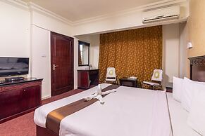 Gardens Hotel