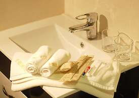 Ernes Hotel Bayu Mutiara
