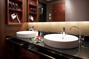 Hotel and Spa Lotus Modern – Adults Only