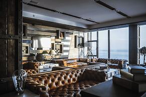 M1 Club Hotel