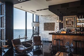 M1 Club Hotel