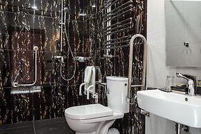 M1 Club Hotel