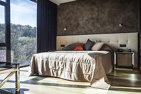 M1 Club Hotel