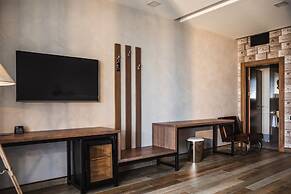 M1 Club Hotel