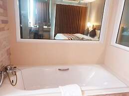 Green Hotel & Resort Khon Kaen