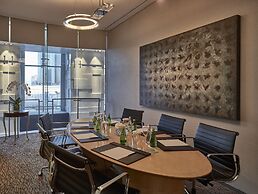 Shangri-La Residences and Apartments