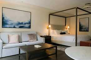 124 on Queen Hotel & Spa