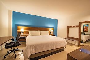 Holiday Inn Express Merida Centro by IHG
