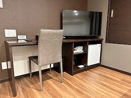 Reftel Osaka Itami Airport Hotel