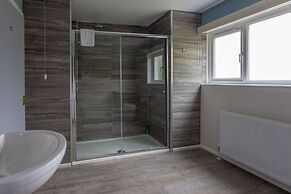 Braeburn Guest House / B&B