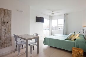 Playa Bella Beach Apartments