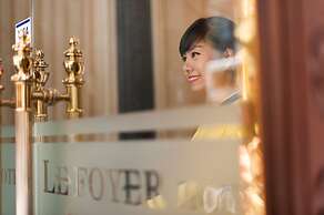 Le Foyer Hotel